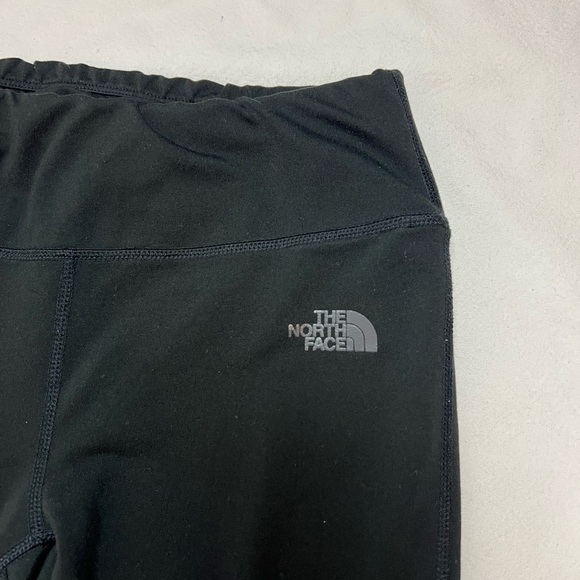 The North Face Black Cropped Leggings - Picture 3 of 5
